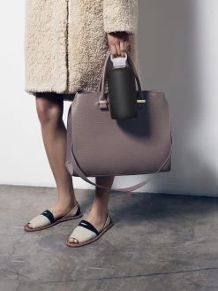 JET BIG BOTTLE 1L (32OZ) -Bkr Shop bkr glass water bottle 32oz jet 1l 32 oz bkjetpb s32ht 812746021917 33549126467755